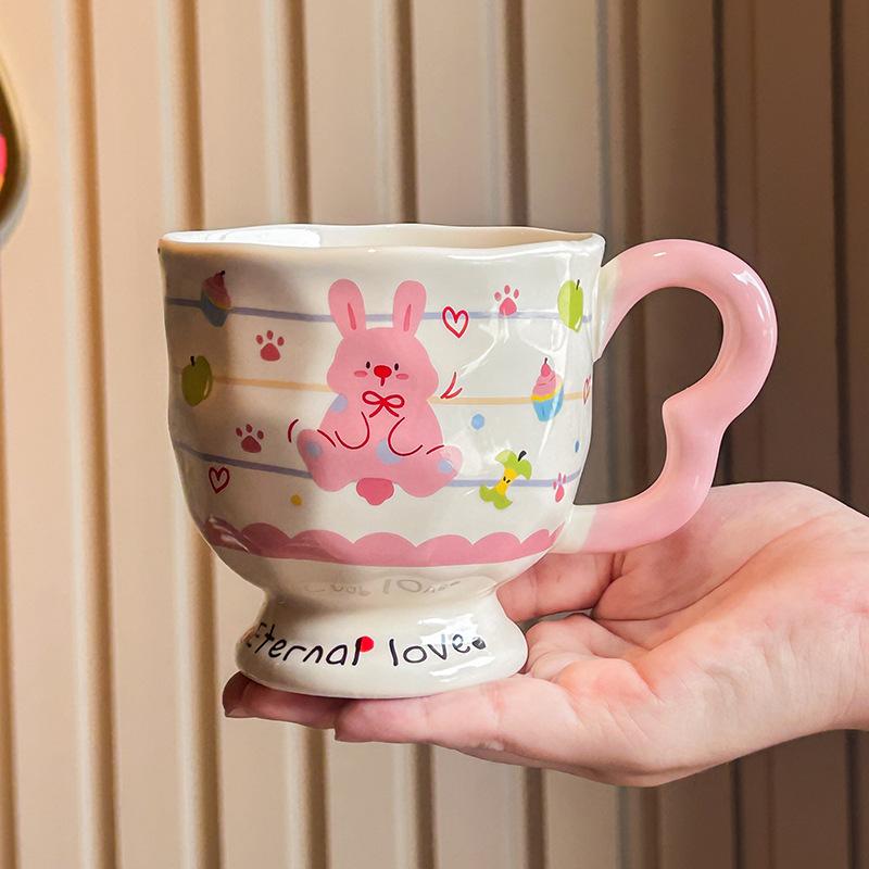 

Милая керамическая кружка с крышкой, женская питьевая чашка большой емкости, бытовая кофейная чашка, сувенир на день рождения 401-500ml