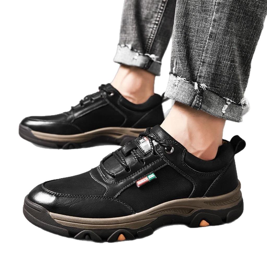 Autumn/Winter 2022 Men's Korean Style Leather Hiking Shoes - Trendy, Breathable, Casual.