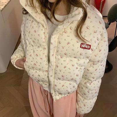 Neue Baumwollgepolsterte Jacke für Damen im Winter, Süße Kurzjacke mit Blumenmuster, Koreanische Version, Locker und Verdickt, Vielseitige Jacke
