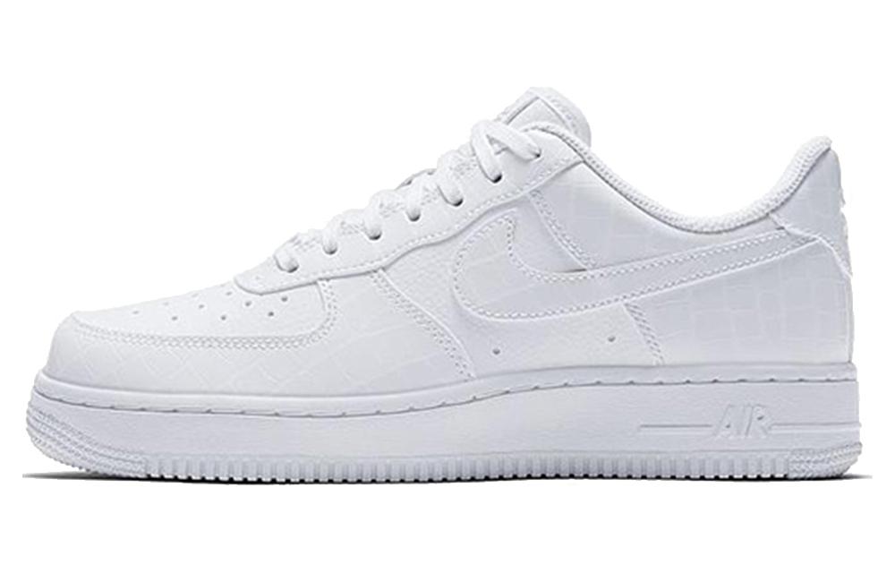 

Nike Air Force 1 07 Ess White Women s AO2132-100 38