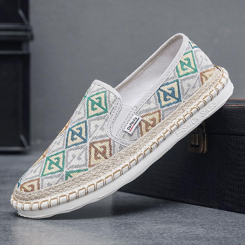 2025 Men's Summer Linen Slip-on Shoes: Trendy, Breathable Old Beijing Fisherman Style