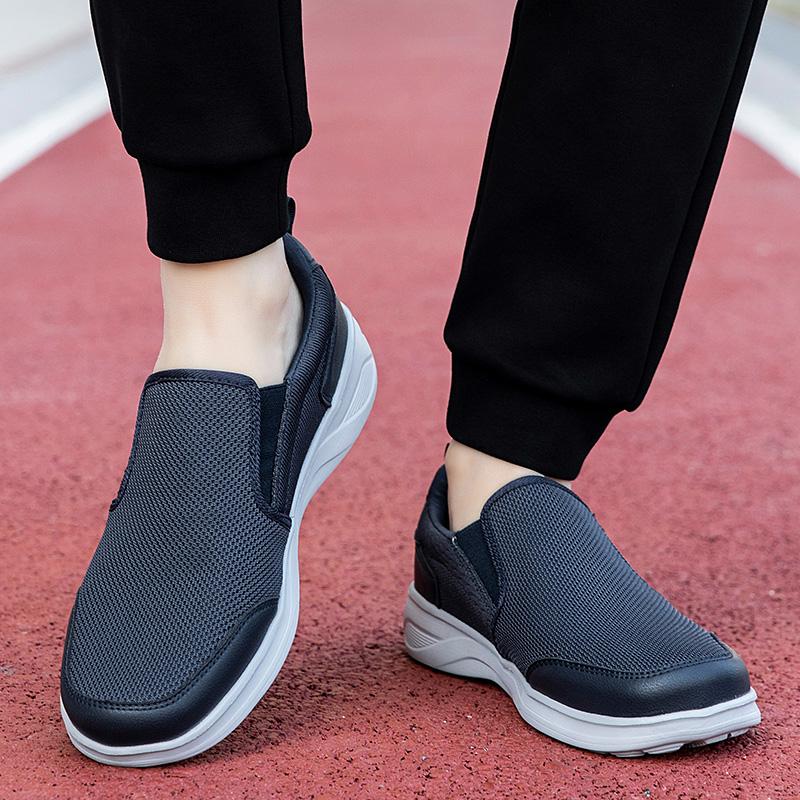 Spring New Flying Woven Breathable Old Man Father Shoes Middle-aged and Old People Not Tired Feet Leisure Walking Shoes