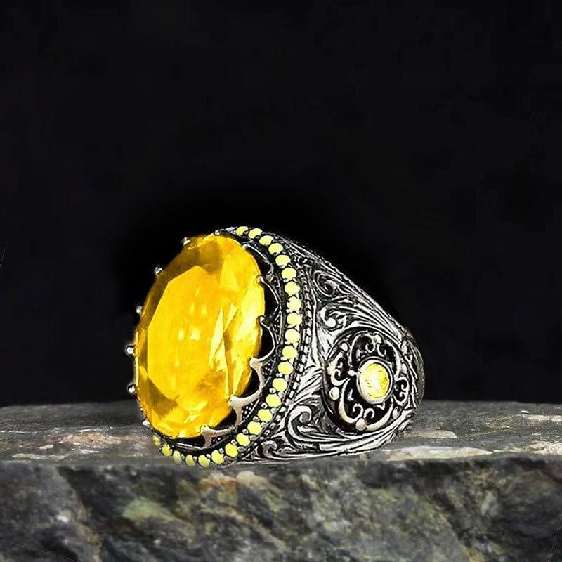 Diamantbesetzter Edelsteinring Herren Persönlichkeit Retro Hip-Hop Graviertes Muster Ring Trendiger Cooler Schmuck