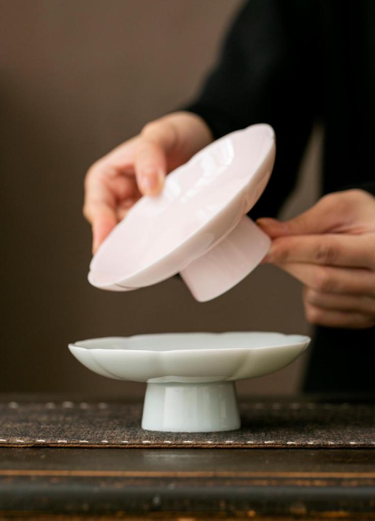 Ceramic High-Footed Fruit Bowl & Tea Snack Tray for Tea Ceremony & Home Use.