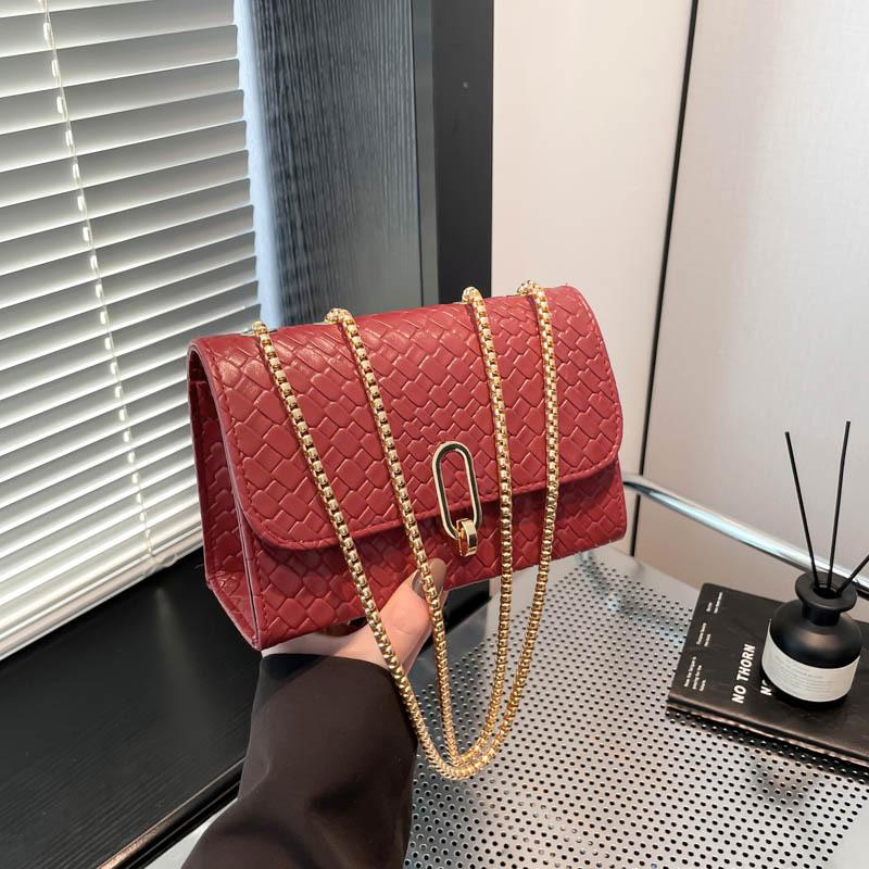 High-value Bag Women's 2025 Spring New Fashion Chain Small Square Bag Solid Color Simple and Versatile Women's Bag