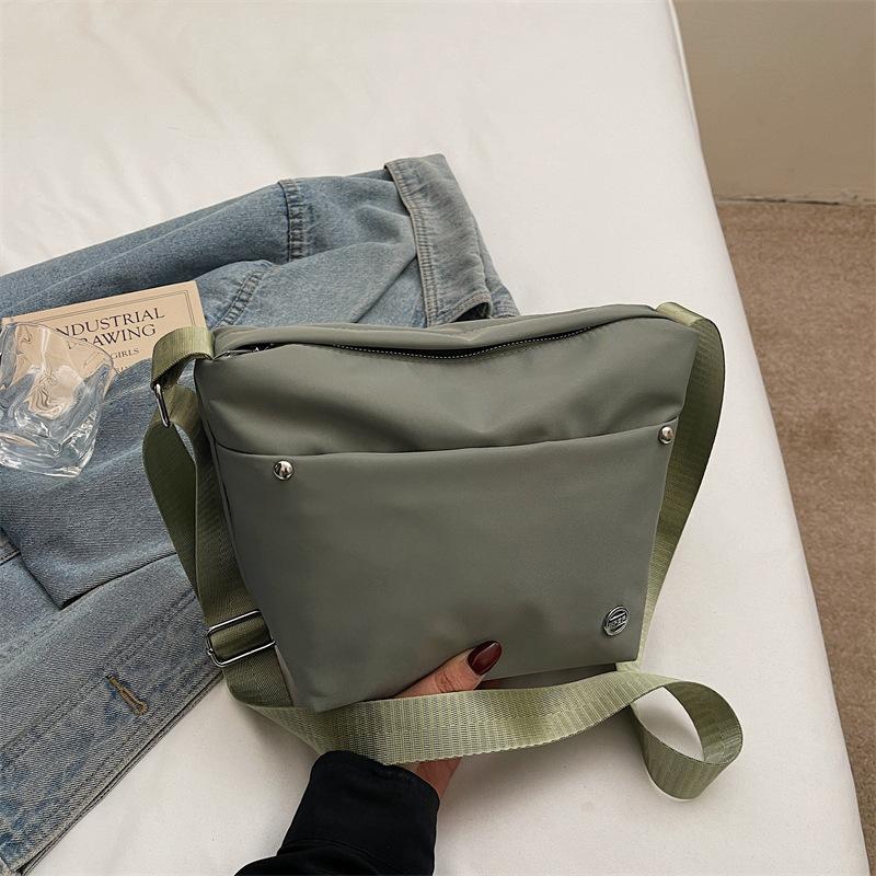 New Fashion Shoulder Bag Versatile Washed Oxford Cloth Bucket Bag Simple Solid Color Texture Shoulder Messenger Bag