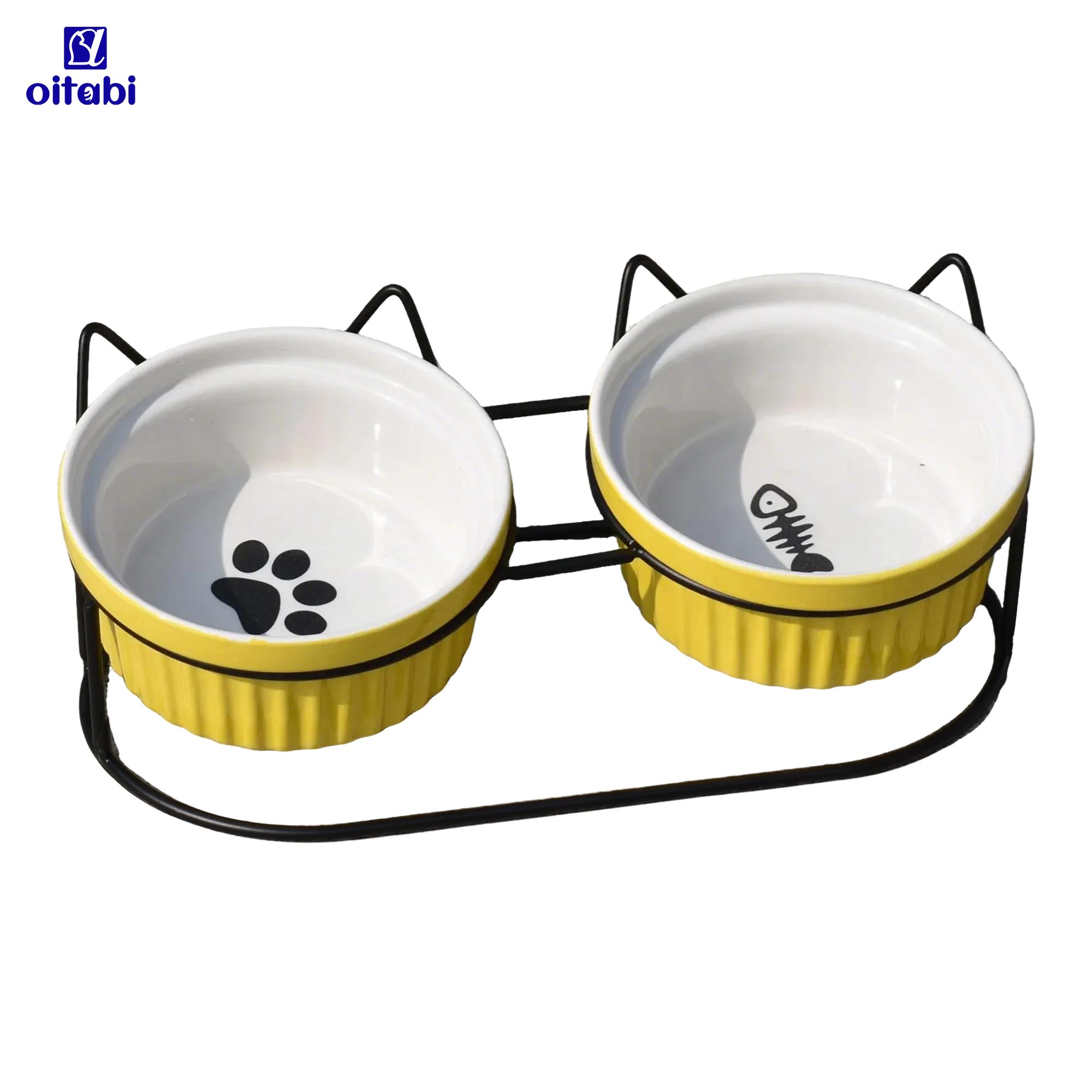 

Приподнятые миски для кошек Oitabi, наклонная подставка 15°, миски для кошек с защитой от рвоты, приподнятые миски для еды и воды, 2 керамические миски для кошек и щенков