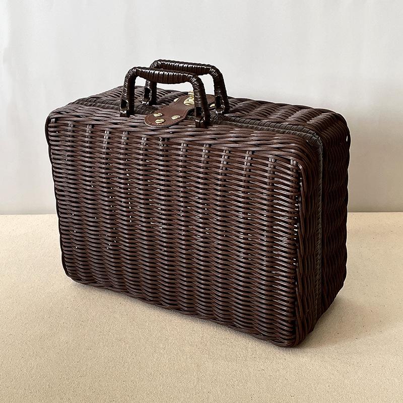 Handmade Retro Wicker Handbag: Bamboo Basket Weaving Gift for Birthdays, Weddings, and Bridesmaids
