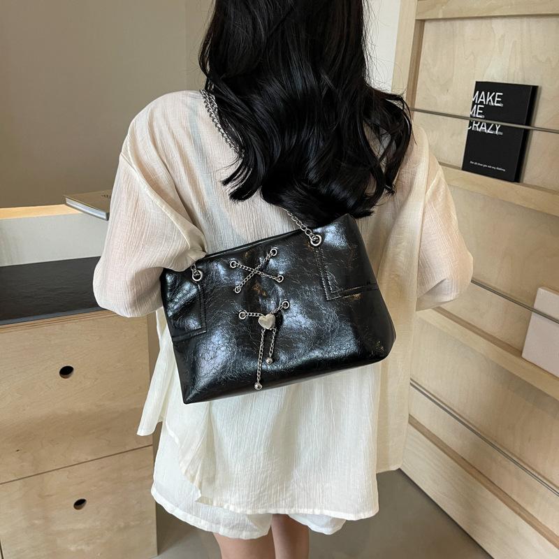 Large capacity chain retro tote bag women's new fashion casual texture small bag single shoulder underarm women's bag