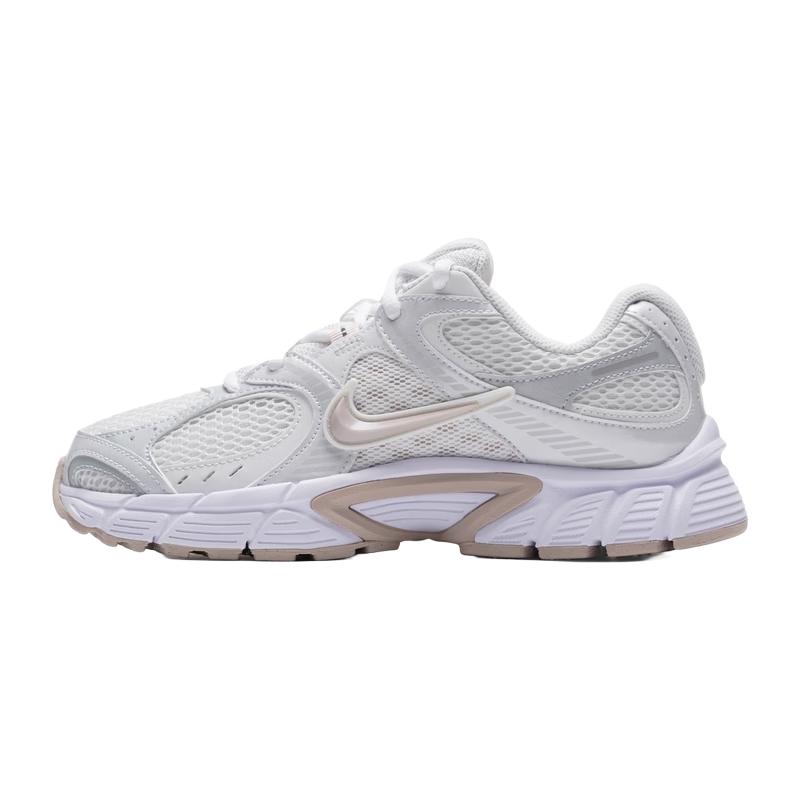 Nike Women's V5 RNR Series Casual Shoes