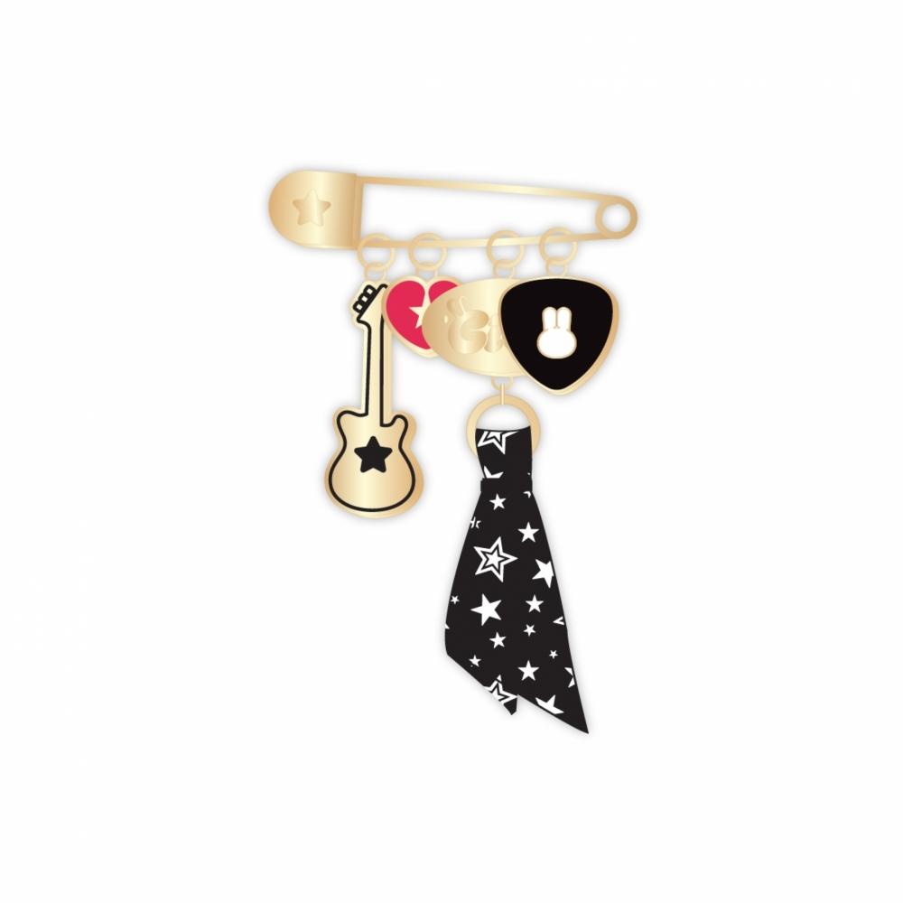 Yuqi Pin Brooch 17 Gigi 1st Single Album Pop Up Md