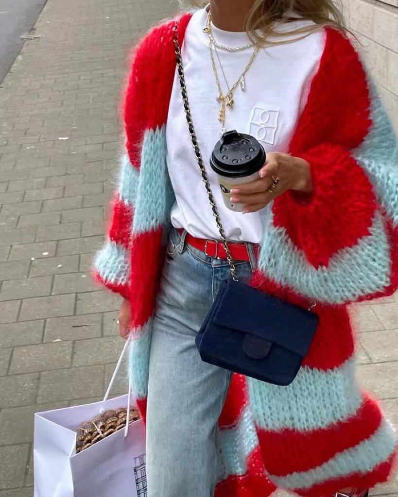 

Длинный свитер в стиле ленивой моды с контрастными полосками 2024 года (Модель HY062) Medium красный