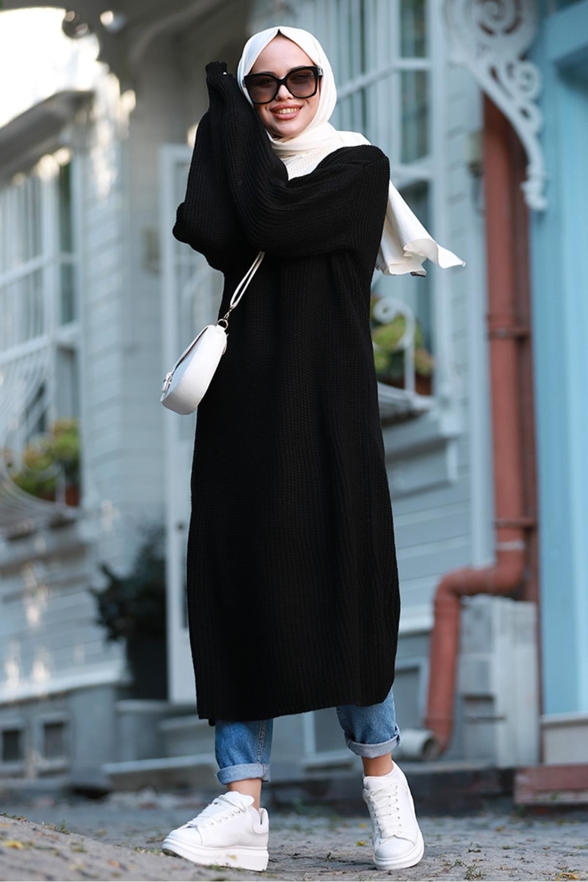 

Длинная зимняя трикотажная туника с V-образным вырезом STANDART чёрный