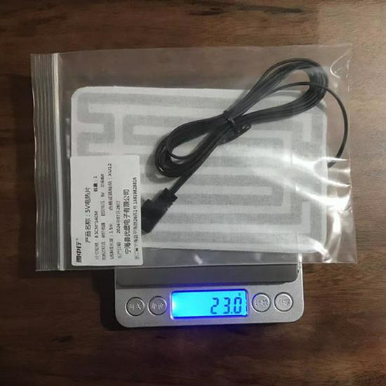 8x13cm USB Electric Heating Pad, 5V, Black Right Angle Plug with Tensile-Resistant Wire