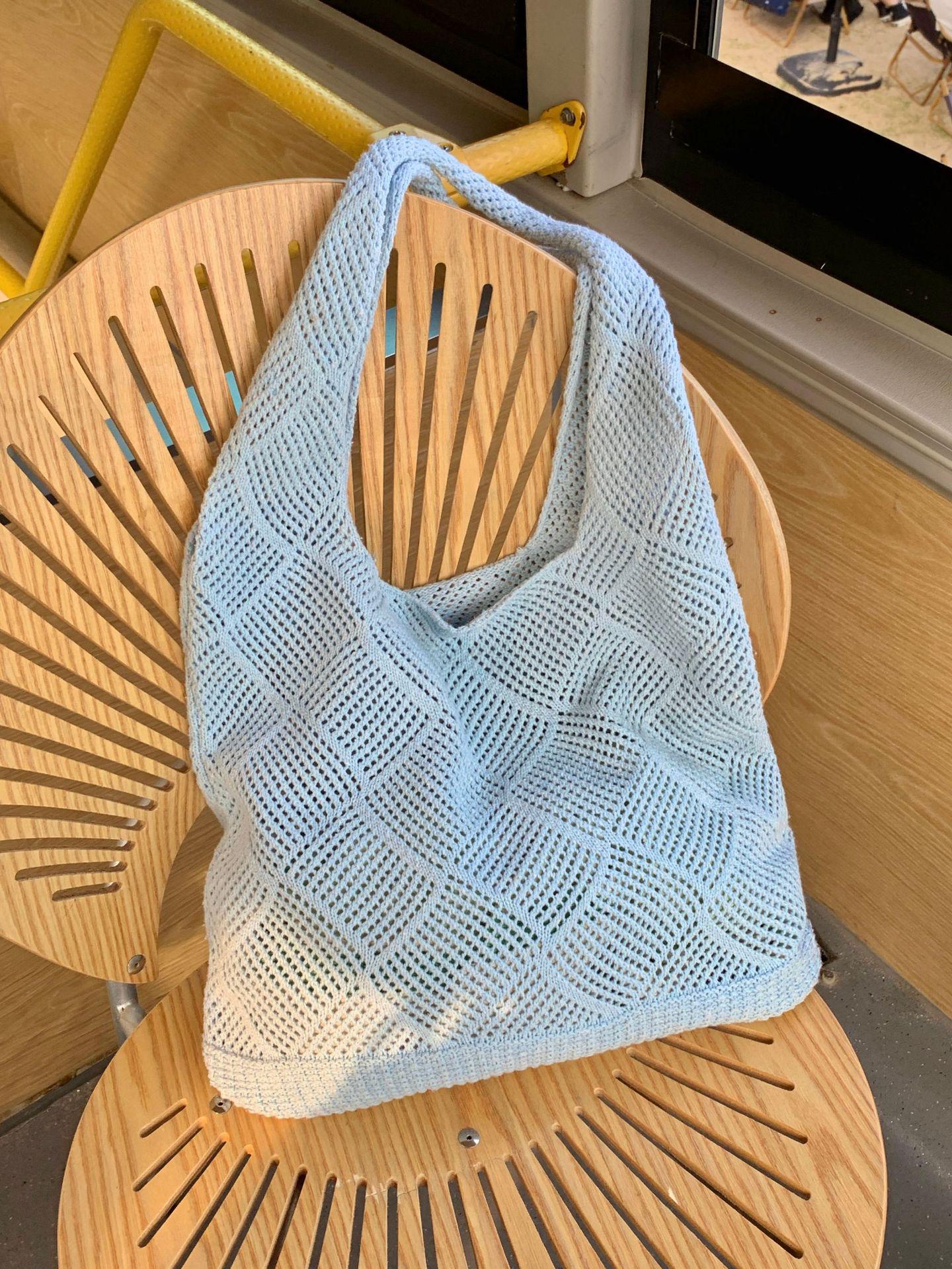 Retro Hollow Cross-Stitch Knitted Yarn Tote Bag - Women s Handbag & Shoulder Bag светло-синий
