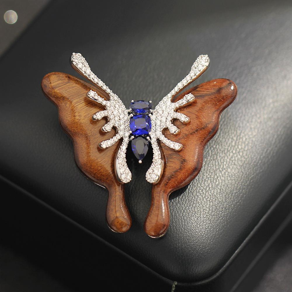 New Natural Wood Wings Butterfly Brooch Three-color High-end Micro-inlaid Zircon Insect Pin Accessories Women's Corsage