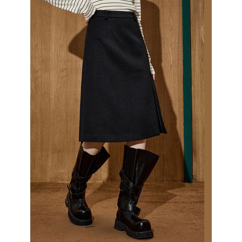 Coolhut Straight A-Line Front Slit Versatile Skirt with Quilted Design High Waist 2026 Winter Half Skirt