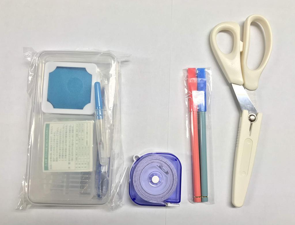 Sewing set Tough scissors sewing set right-handed