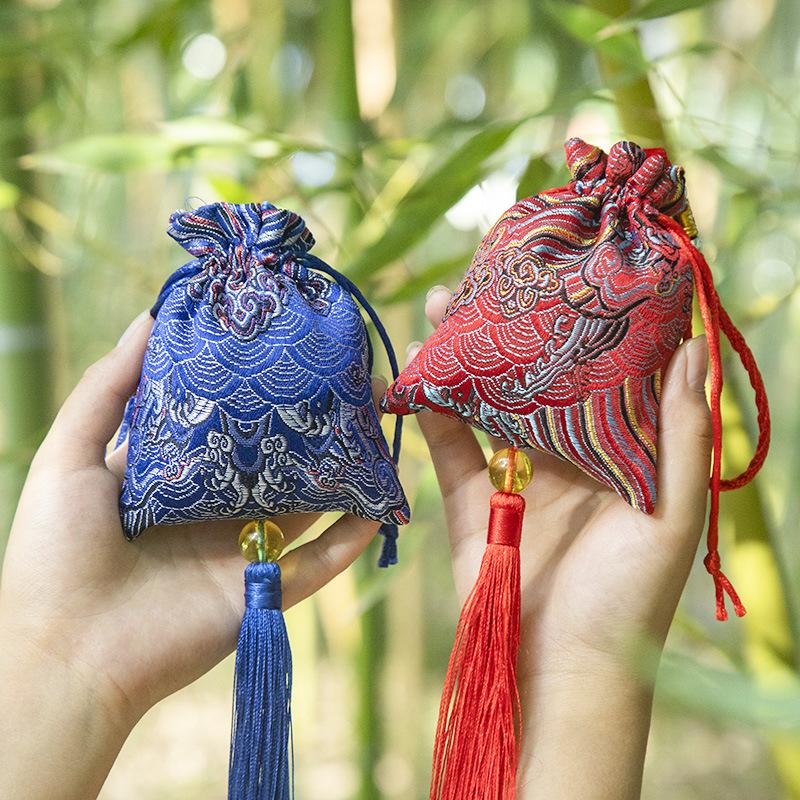 Sachet Sachet Empty Pouch Pouch Dragon Boat Festival Embroidery Car Pendant Moxa Incense Bag Car Auspicious Cloud Blessing Bag