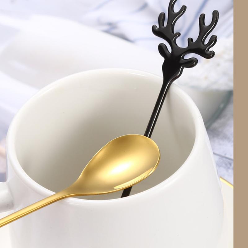 Stainless Steel Deer Head Shape Stirring Spoon Christmas Elk Coffee Dessert Spoon Exquisite Tableware Party Gift Table Decoration