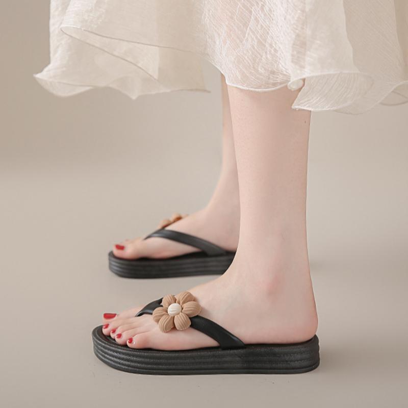 Women's Summer Outdoor Flip-flops Wear-resistant Non-slip Flat Bottom Clip Shoes Beach Shoes