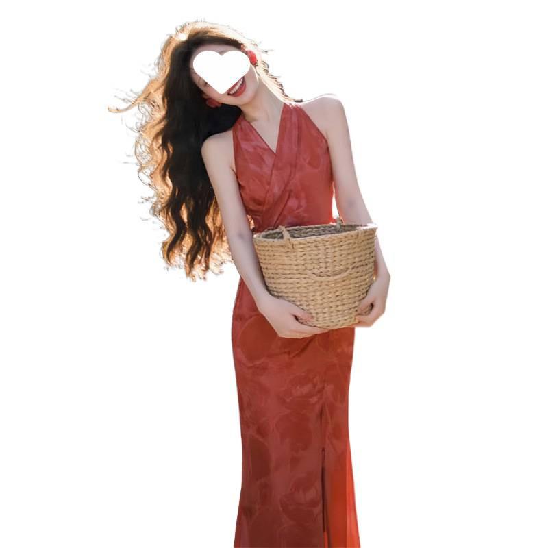 French temperament cross-strap neck dress women's summer new models are particularly beautiful waist pinch holiday dress