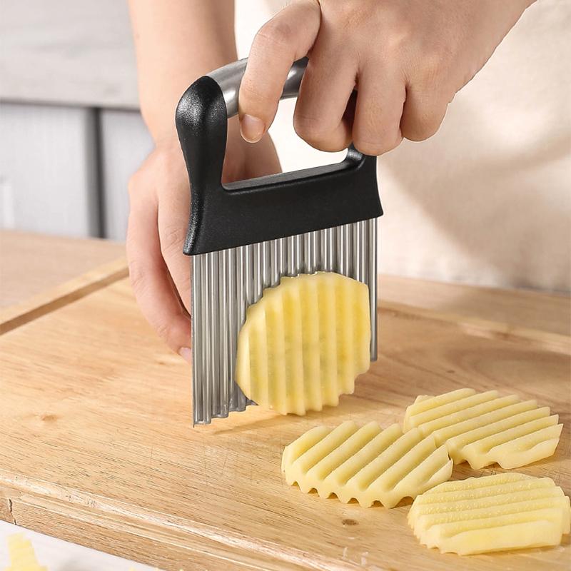 

Обновите свою кухню с помощью волнистого ножа-измельчителя 1 шт. — волнистый нож для фруктов, овощей, салата, моркови, картофеля и картофеля фри чёрный