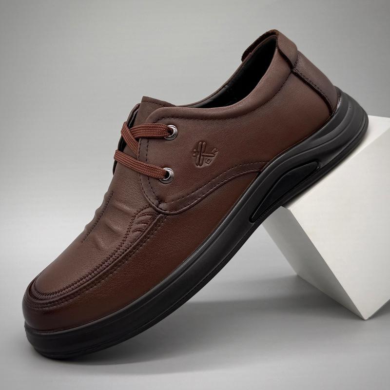 

Мужские осенние легкие удобные повседневные слипоны из натуральной кожи Size 38