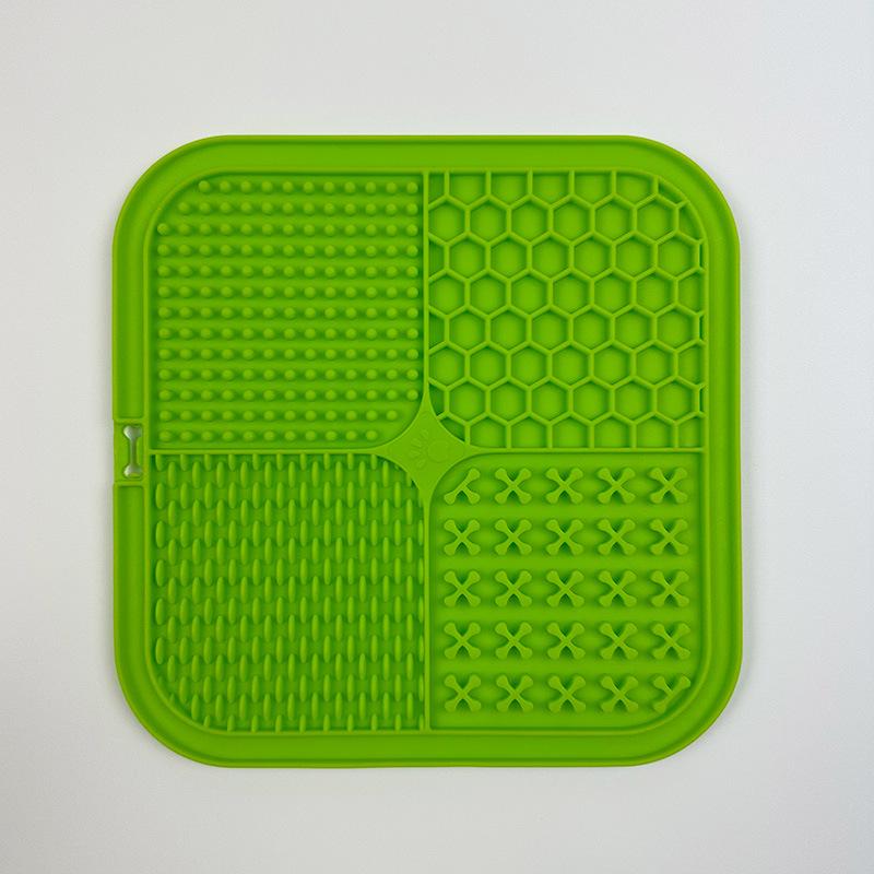 Silicone Pet Slow Feeder Mat with Suction Cup - Non-slip Licking Plate for Dogs and Cats