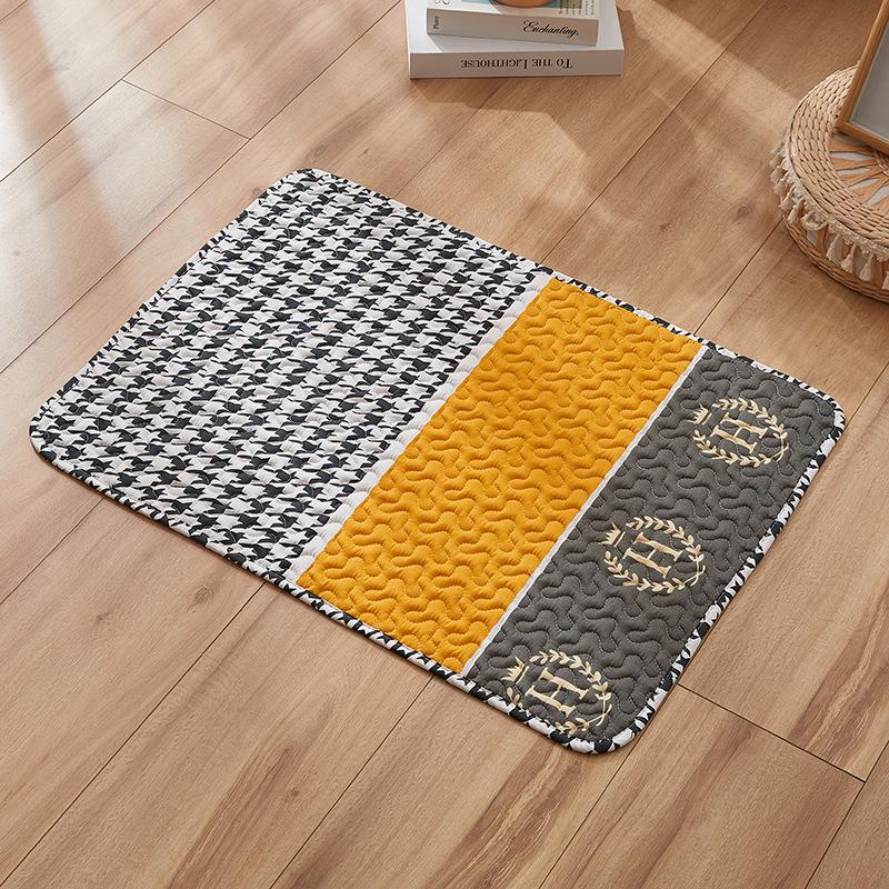 Pet Anti-slip Floor and Sleeping Mat for Dogs and Cats