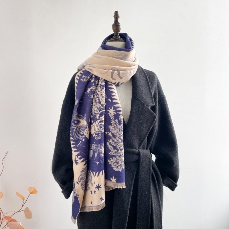 Autumn and winter travel photo outside with high-end shawl women's blanket scarf dual-purpose office blanket imitation cashmere scarf