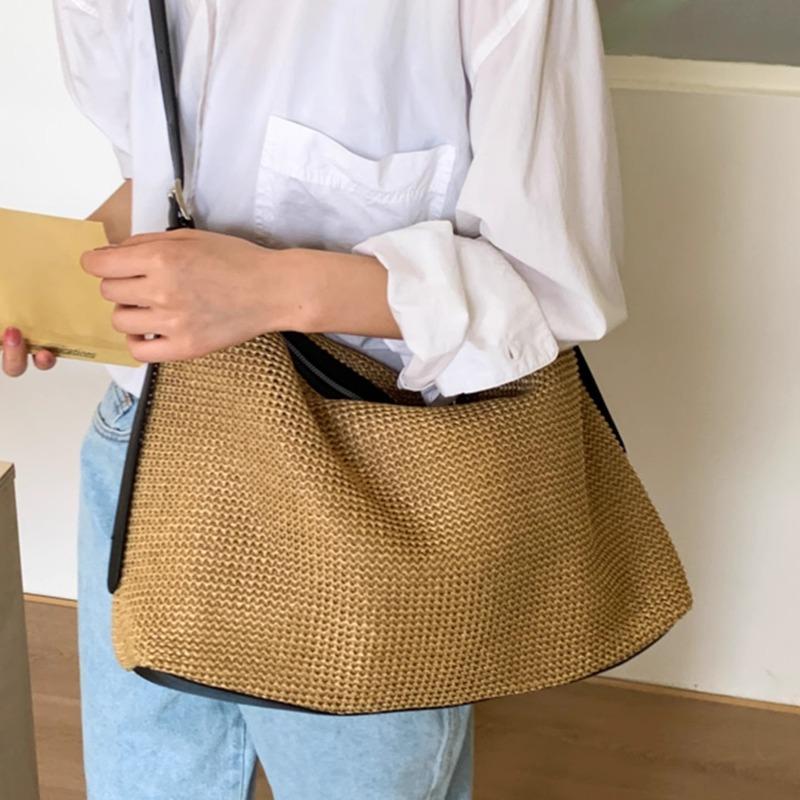 Crossbody Seaside Vacation, Large-capacity Commuter, Fashionable and Versatile Tote Bag