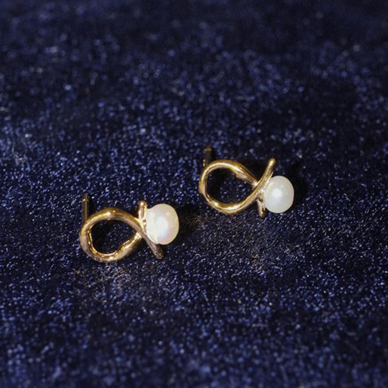 Modernlike 14k Gold-filled Silver Cast Line Freshwater Pearl Earrings