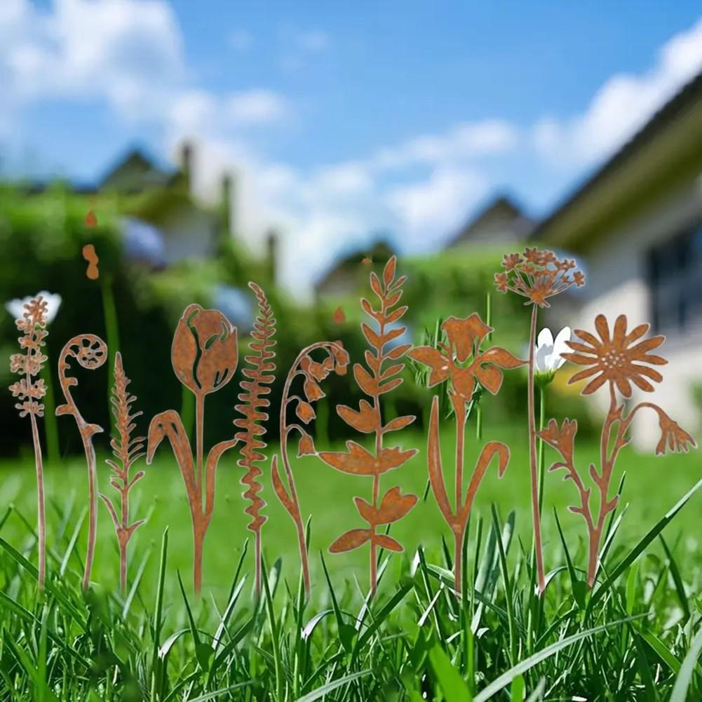 Garden Art Outdoor Decor Rustic Metal Flowers Captivating Aesthetics