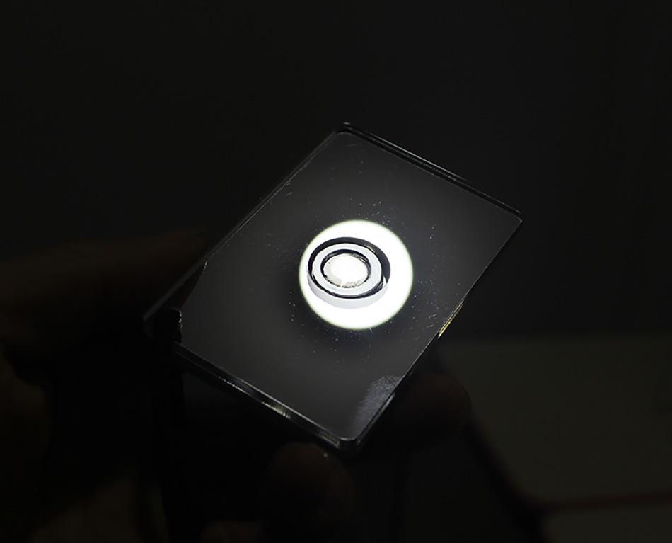 Multifunkční signální zrcátko pro přežití s kompasem pro venkovní dobrodružství