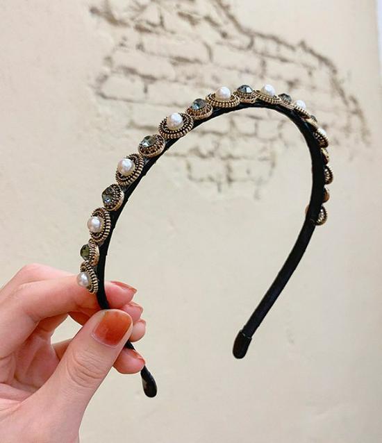 French Retro High Crown Wide-Brimmed Plush Headband for Face Washing and Outings