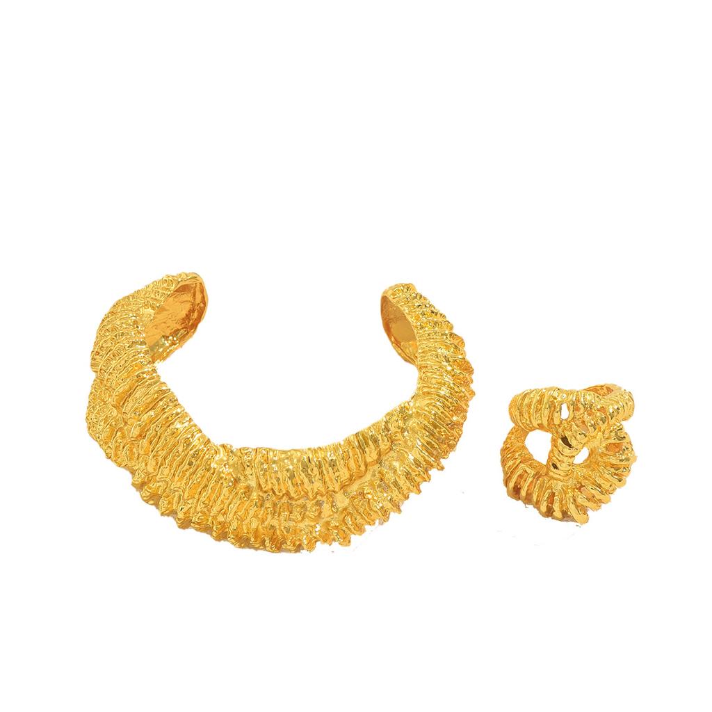 Wind Ladies Jewelry, Personalized Geometric 18k Plated Pleated Design Bracelet Versatile Open Ring Women