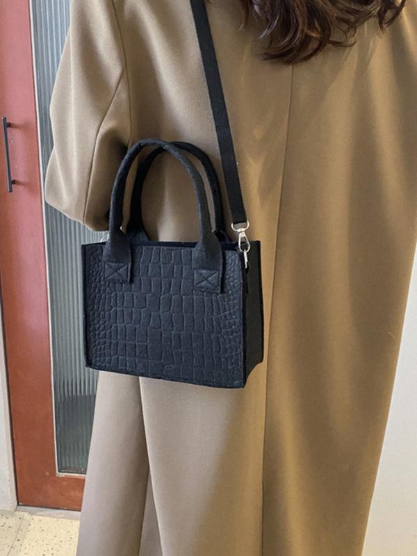 Женская сумка через плечо — фото 3