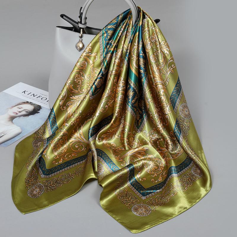 Foulard quadrato in seta stile influencer: Sciarpa da collo da donna alla moda, Sciarpa, Protezione solare, Garza stampata, Accessorio per abbigliamento professionale
