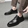 Fashion Casual Business Men's Leather Shoes Vintage Classic Gentleman Style Groom's Wedding Leisure Party Daily outdoor shoes Brogue