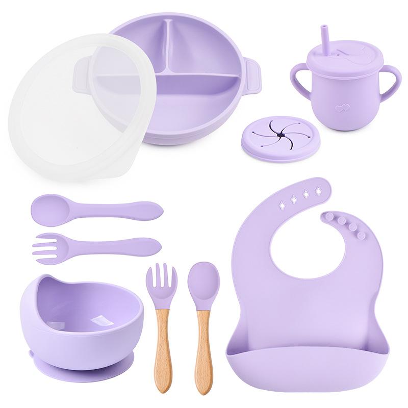 10Pcs Baby Silikon Fütterung Set Lätzchen Sucker Abendessen Platte Antislip Schüssel Löffel Tasse kinder Geschirr Baby Zeug