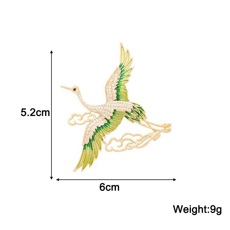 Bohemian Green Enamel Crane Brooches for Women Hollow Lucky Cloud Flying Bird Animal Brooch for Suit Clothing Jewelry