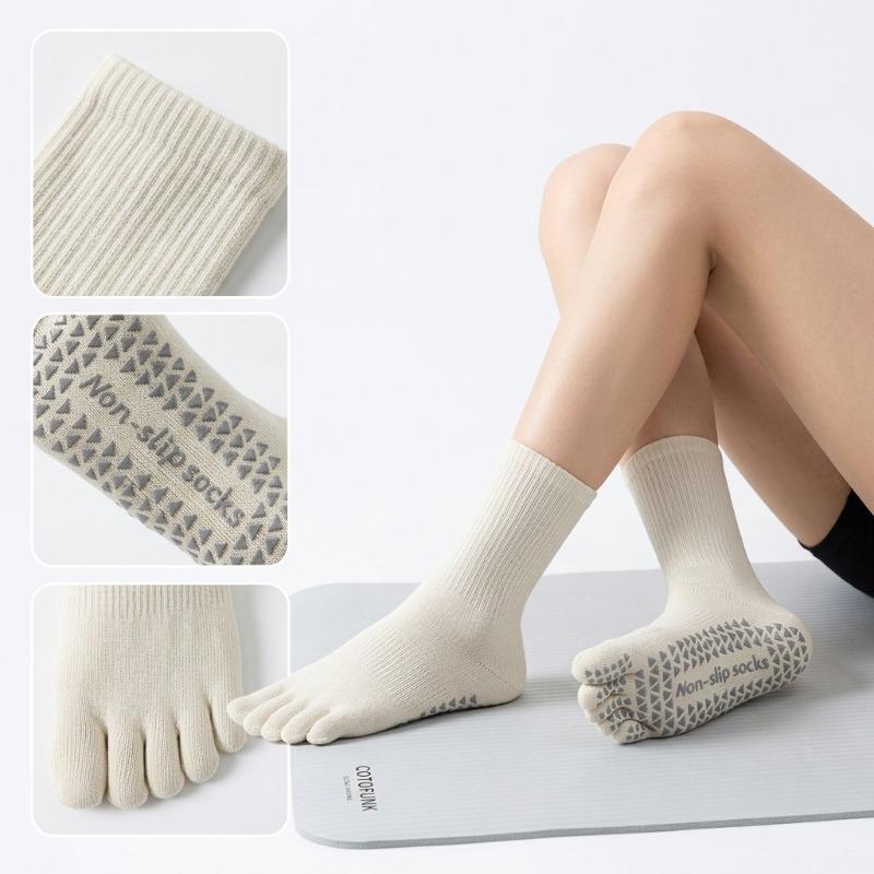 Spring and Summer Fitness Sports Socks Yoga Solid Color Simple Style Pilates Socks Glued Anti-Slip Five-Finger Socks