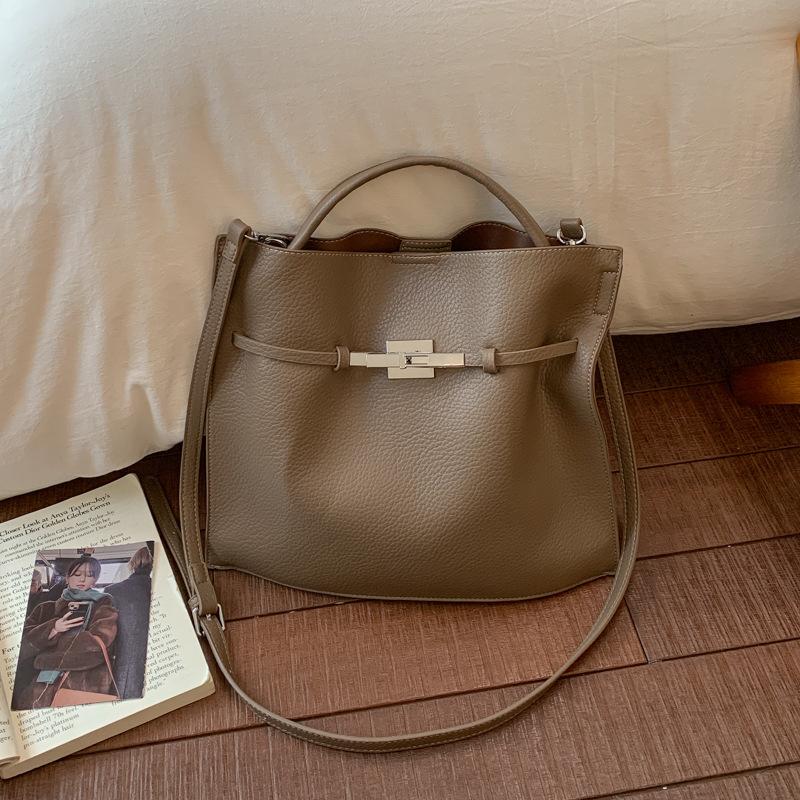 Work Bag with A Stylish Single Shoulder Strap and A Kelly-style Crossbody Bag