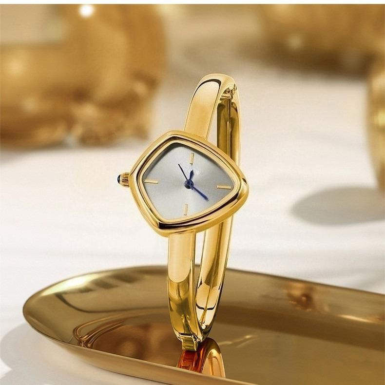 Irregular Shaped Minimalist Bracelet Watch for Women Wristwatch