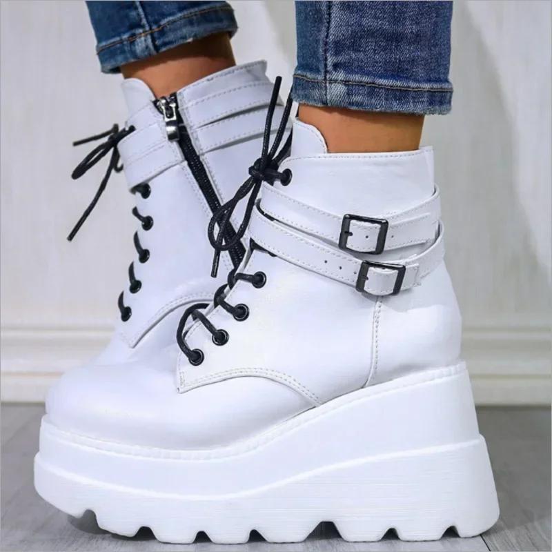 Autumn/Winter New Large Sponge Cake Thick Bottom Colorful High Heels Buckle Strap Women'S Short Boots