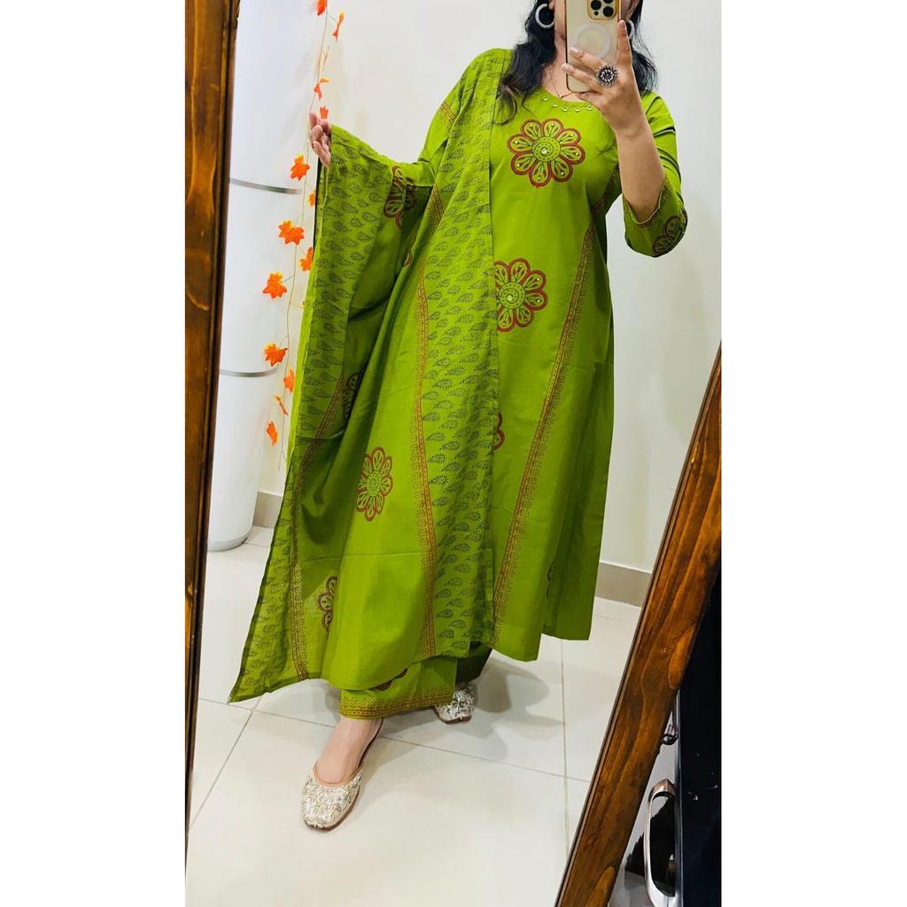 Bellissimo Set Kurta Etnico Bollywood Designer Indiano Set Kurti Pant Etnico Vestito