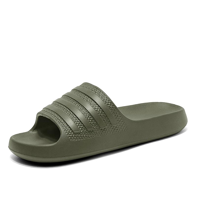 Fashion new men's fashion casual comfortable sandals men's summer outdoor non-slip beach shoes Family bathroom men's shoes plus size