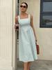 Ärmelloses Damen-Midikleid mit quadratischem Ausschnitt und Streifen