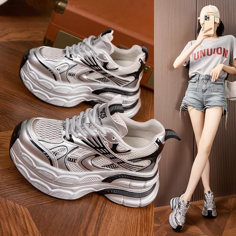 Thick-soled Dad Shoes Women's 2025 Summer New Versatile Hollow Mesh Breathable Sandals Small Inner Height-increasing Women's Shoes